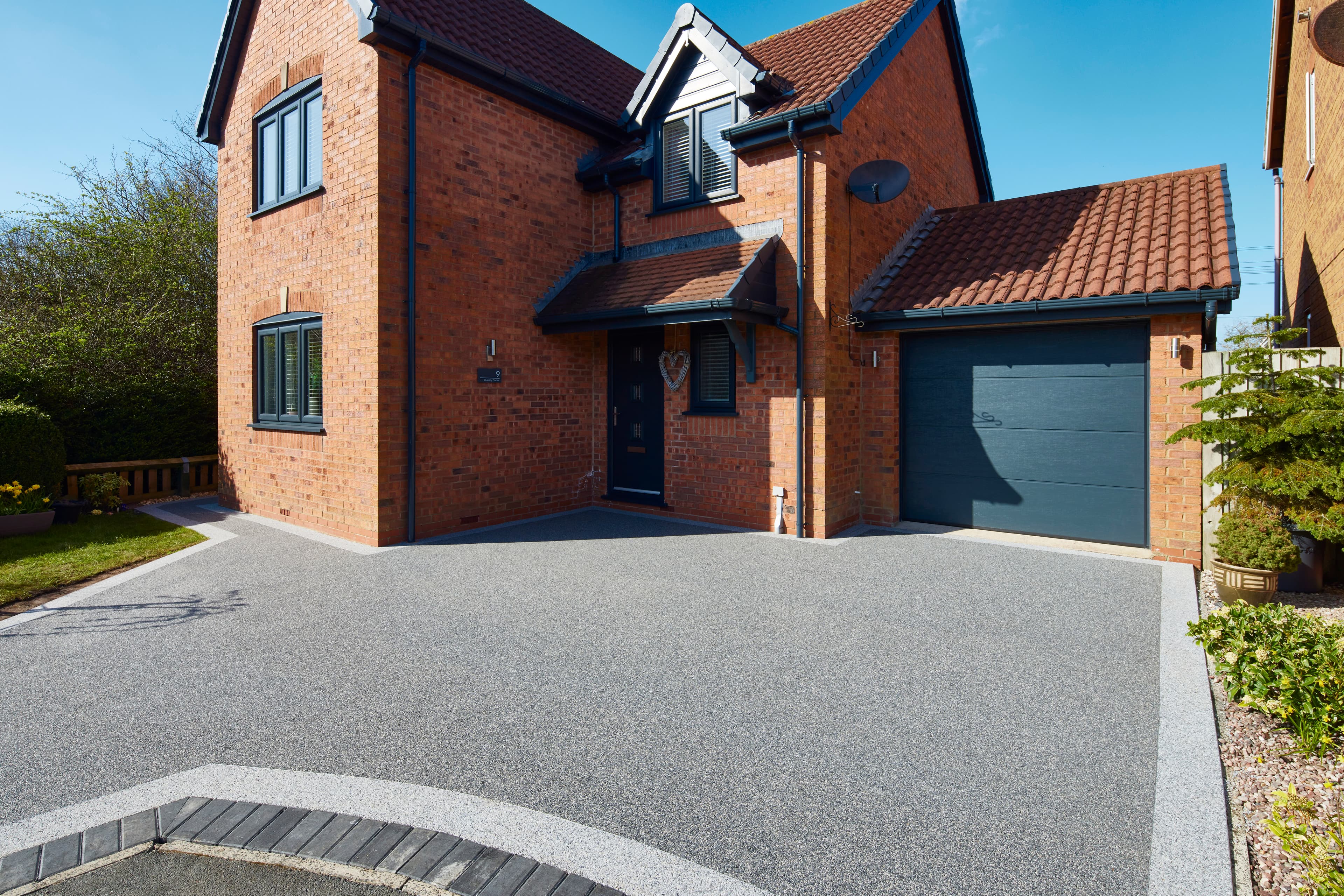 Resin-bound driveway install