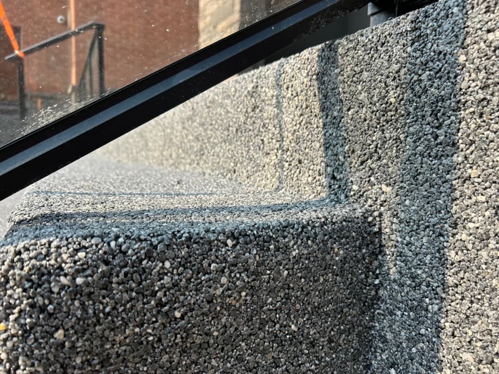 C103657C 0116 43E4 B86A 7E1A6E89D81D 1 105 c